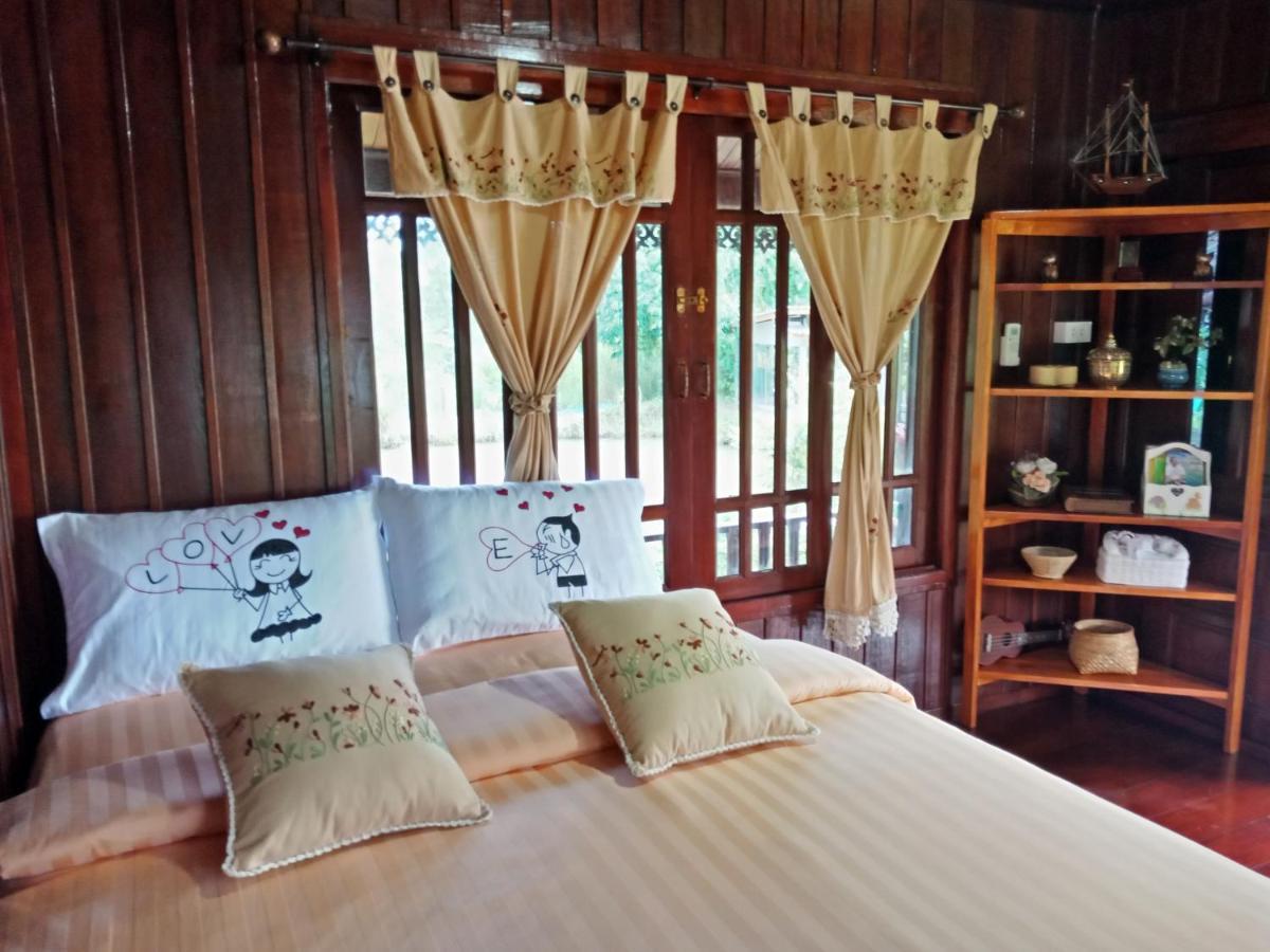 Hotel เรือนไทยใจสุขเอ๋ย Ban Bang Wa Zewnętrze zdjęcie
