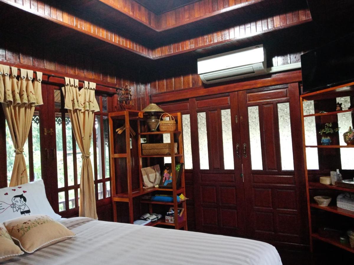 Hotel เรือนไทยใจสุขเอ๋ย Ban Bang Wa Zewnętrze zdjęcie