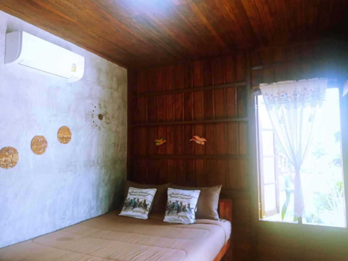 Hotel เรือนไทยใจสุขเอ๋ย Ban Bang Wa Zewnętrze zdjęcie