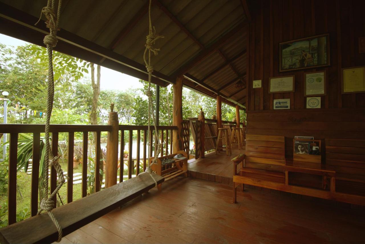 Hotel เรือนไทยใจสุขเอ๋ย Ban Bang Wa Zewnętrze zdjęcie